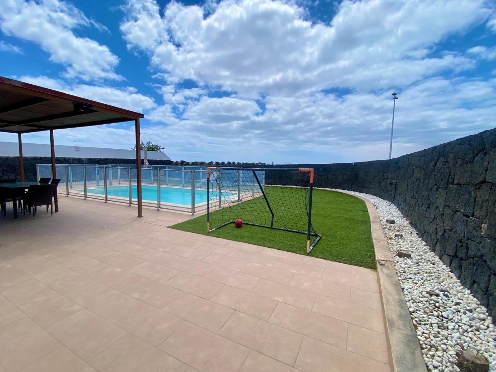 Villa Abuelo Paco - Private Heated Pool プラヤ・ブランカ エクステリア 写真